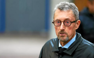 Complicité de tentative d’extorsion : l’ex-patron de la DGSE Bernard Bajolet condamné à un an de prison avec sursis