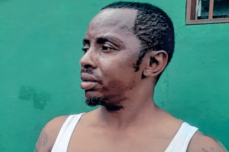 Gabon : Un individu interpellé pour usurpation de titre et vols en zone aurifère à Moanda