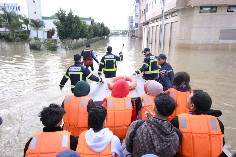 Maroc : Inondations à Ksar El Kébir : Poursuite des opérations d’évacuation après la montée des eaux de l’oued Loukkos