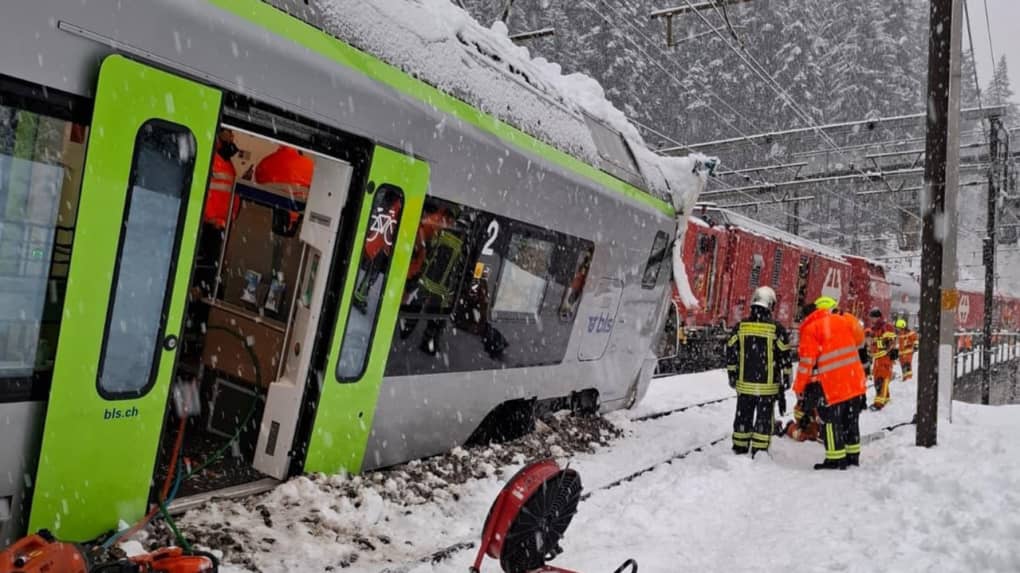 Cinq blessés après le déraillement d’un train dans les Alpes en Suisse