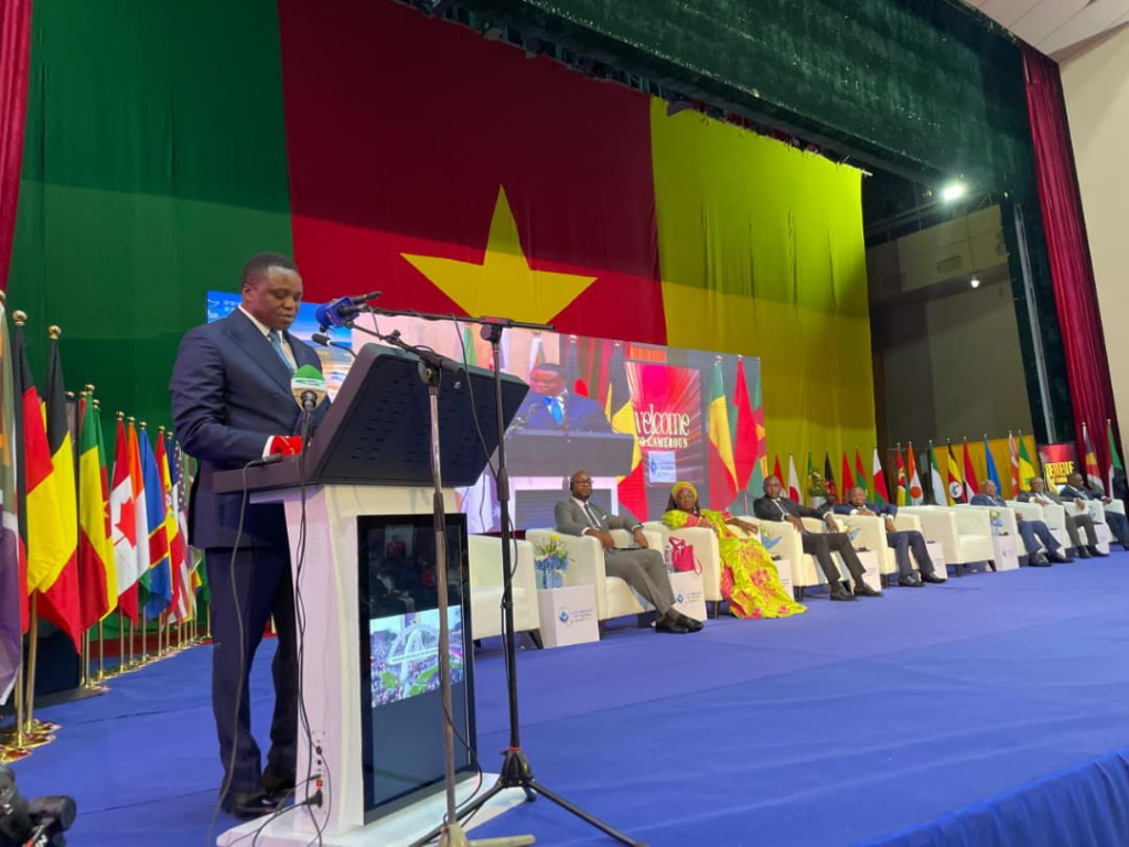 Cameroun – Infrastructures d&rsquo;adduction d&rsquo;eau potable : Paul Biya autorise la signature d&rsquo;un financement de 103 milliards de francs CFA repartis sur trois contrats