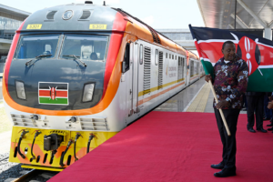 Le train SGR du Kenya atteint des records de passagers et de cargo en 2025