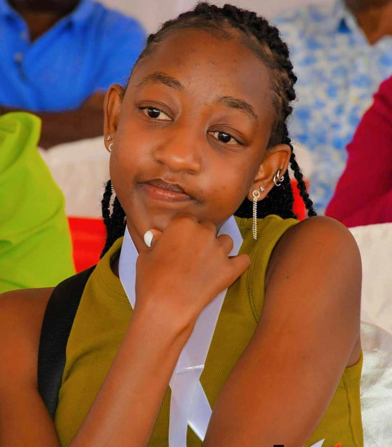 Kenya : William Ruto’s Little-Known Daughter Donates KSh 3 Million to Support Ukambani Children