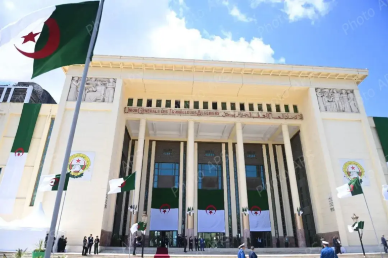 Algérie : Evocation du militantisme des travailleurs et de leur rôle crucial durant la Guerre de libération nationale