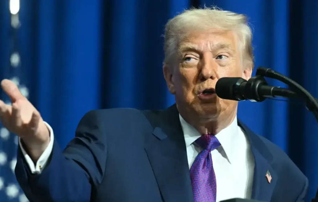 Le nouveau guide suprême iranien « ne tiendra pas longtemps » sans son aval, menace Trump