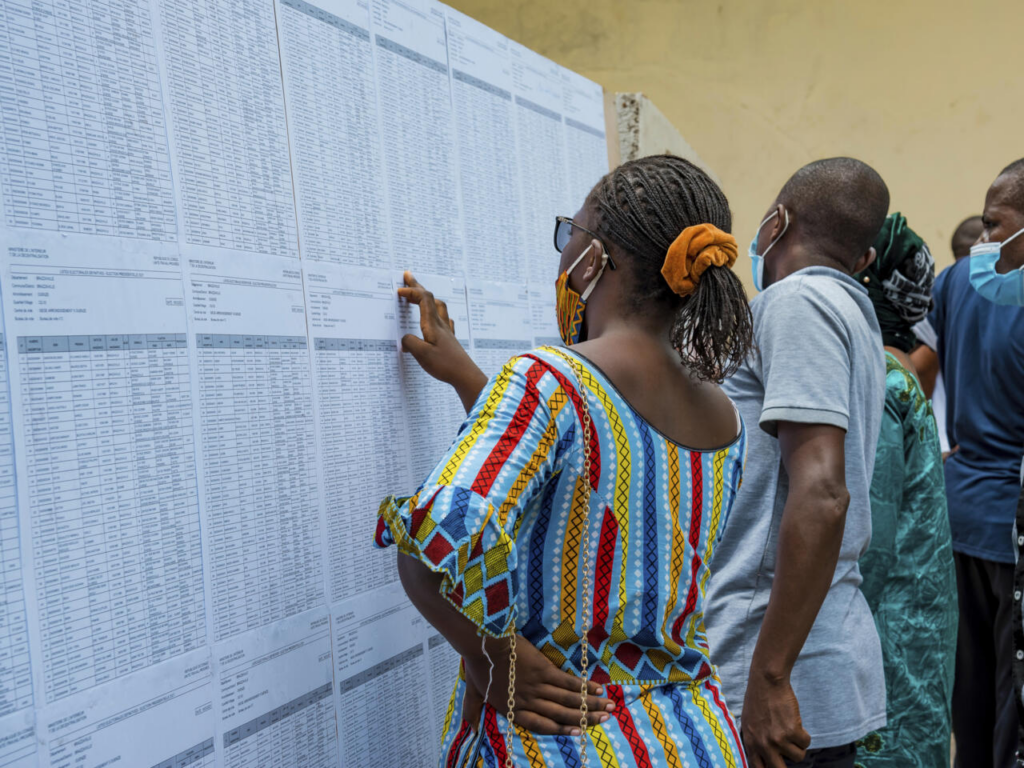Présidentielle au Congo-Brazzaville : les électeurs aux urnes, Sassou Nguesso largement favori
