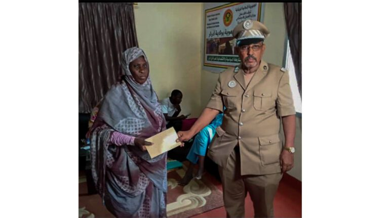 Mauritanie : Distribution d’aides financières à 371 familles nécessiteuses dans la wilaya de l’Adrar