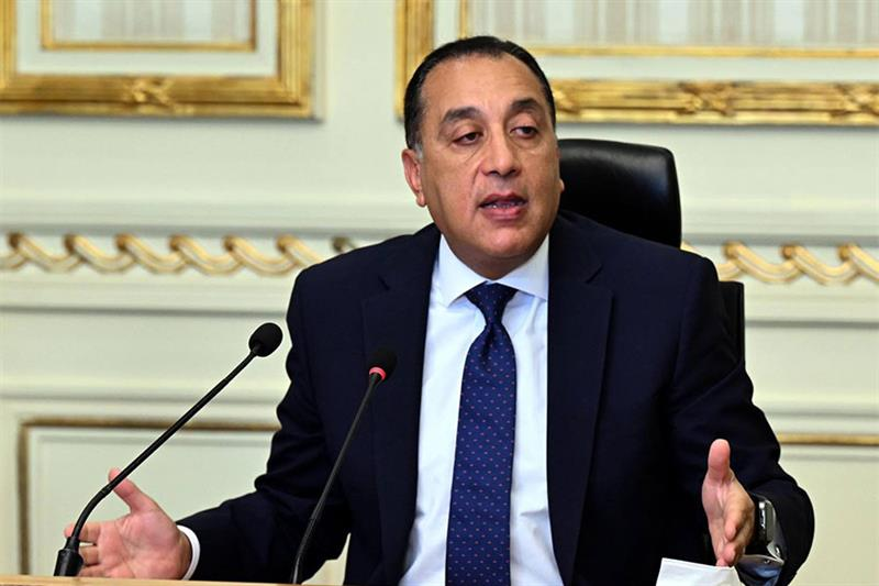 Egypte : Le gouvernement  instaure le télétravail et ralentit certains projets pour économiser l’énergie