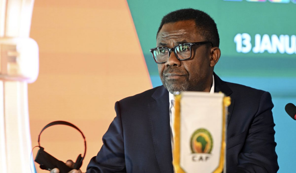 Football : Véron Mosengo-Omba quitte le secrétariat général de la CAF