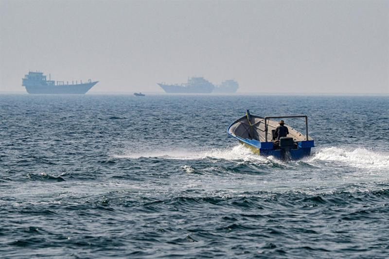 Téhéran brandit la menace d’une riposte « sans précédent » après l&rsquo;interception de navires liés à l&rsquo;Iran par Washington