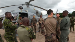 La Côte d’Ivoire engage des manœuvres militaires conjointes avec la France