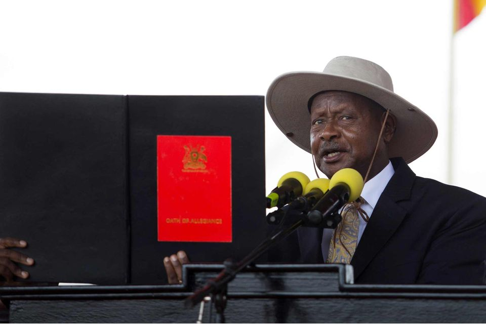 Ouganda : Yoweri Museveni prête serment pour un 7e mandat
