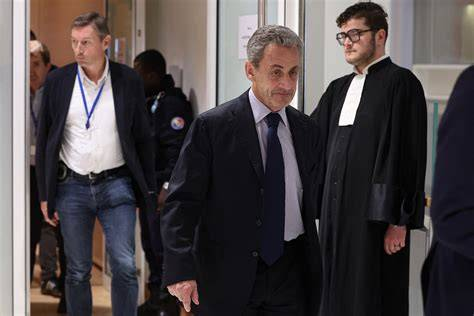 « Financement libyen : 7 ans de prison requis, en appel, contre Sarkozy