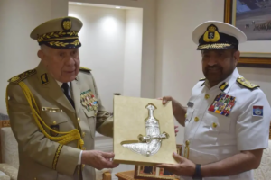 Algérie : Le Général d&rsquo;Armée Saïd Chanegriha reçu par le Vice-Premier ministre omanais chargé des Affaires de Défense