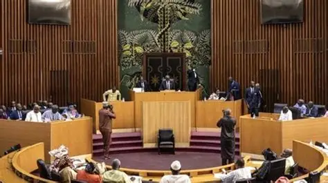 Sénégal : vers une révision constitutionnelle controversée