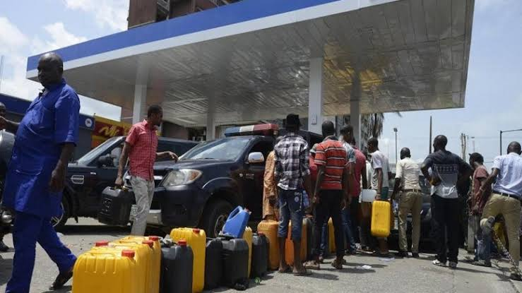 Guinée Équatoriale : Une terrible pénurie de carburant paralyse l’activité économique
