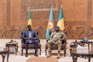 A Bamako, les présidents Faye et Goïta ont parlé de paix et de sécurité régionale (présidence sénégalaise)