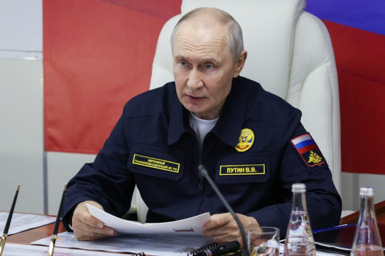 Poutine menace de saisir des navires occidentaux en mesure de représailles