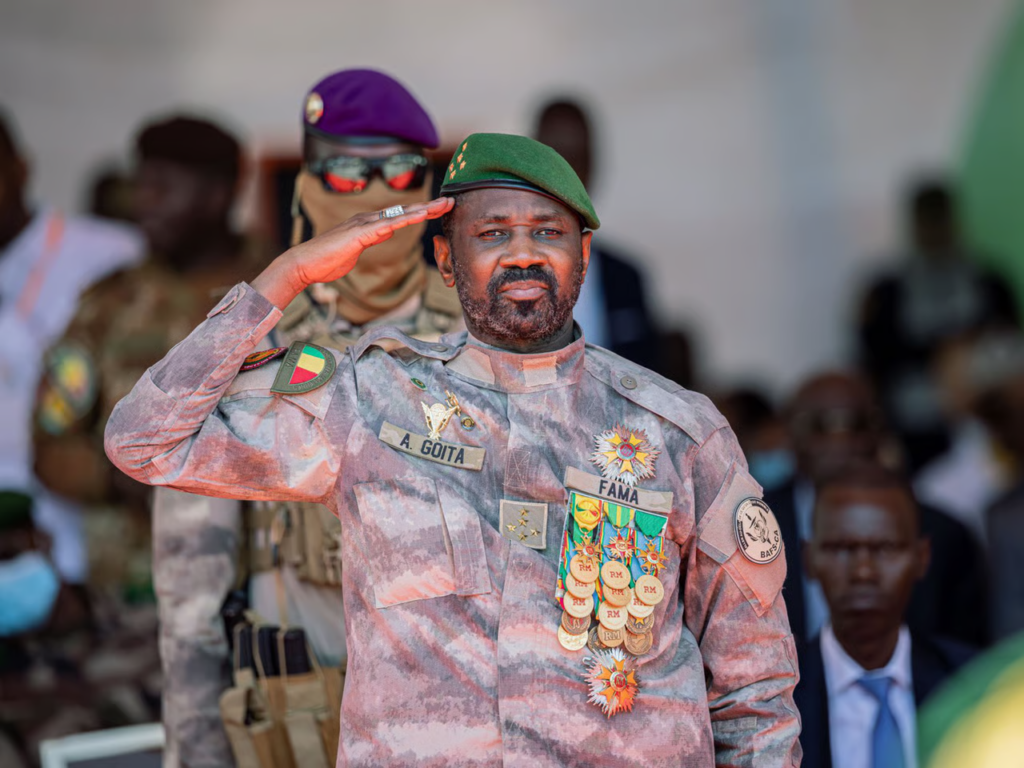 Mali : l’armée annonce la libération de 82 soldats et Goïta gracie un Français