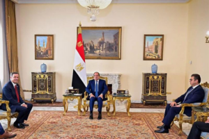 Egypte : Al-Sissi discute au Caire  avec le directeur de la CIA de la coopération sécuritaire au Moyen-Orient