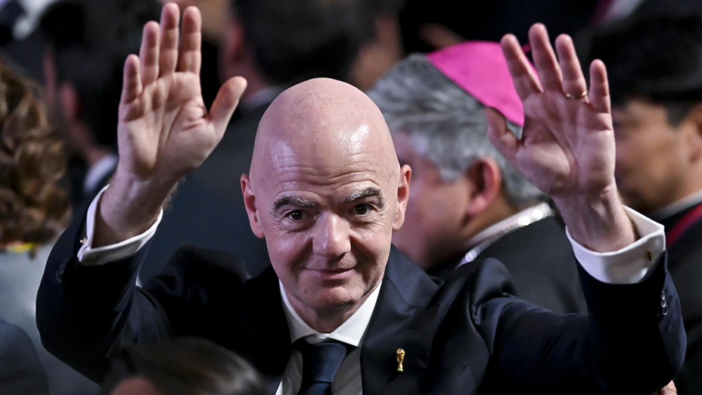 Crise à la Fifa:  La Fédération suisse retire à son tour son soutien à Infantino