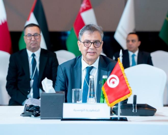 Tunisie : Le Gouverneur de la BCT plaide à Abou Dhabi pour une protection financière arabe commune face aux chocs